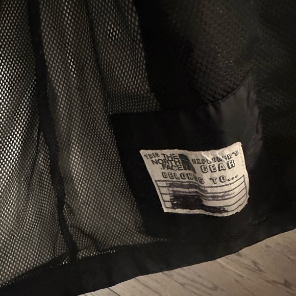 THE NORTHFACE Black Rain Jacket Size Medium 10/12 - Picture 4 of 6